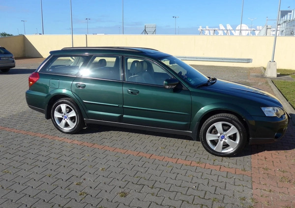 Subaru Outback cena 26000 przebieg: 245000, rok produkcji 2006 z Koszalin małe 529